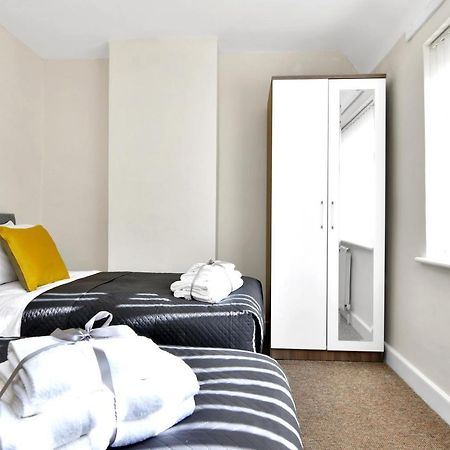 Xclusive Living Stay Near Airport & Nec, The Whitecroft Sheldon  Zewnętrze zdjęcie